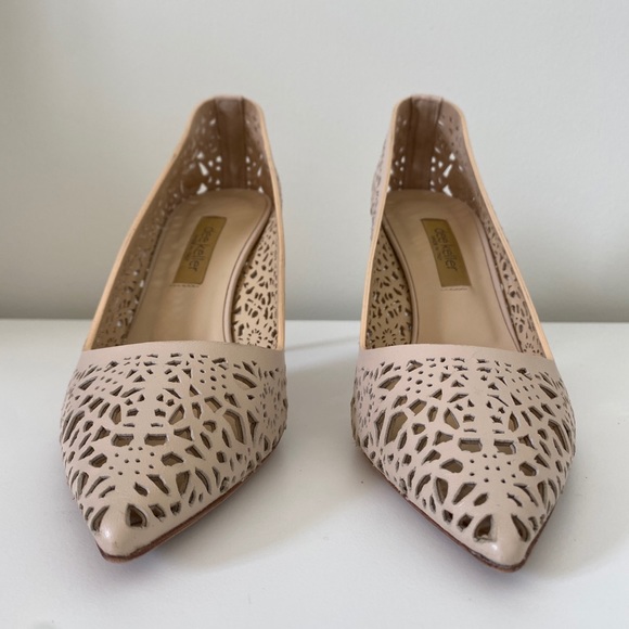 DEE KELLER Nude Carly Leather Lasercut Pumps - Picture 2 of 12